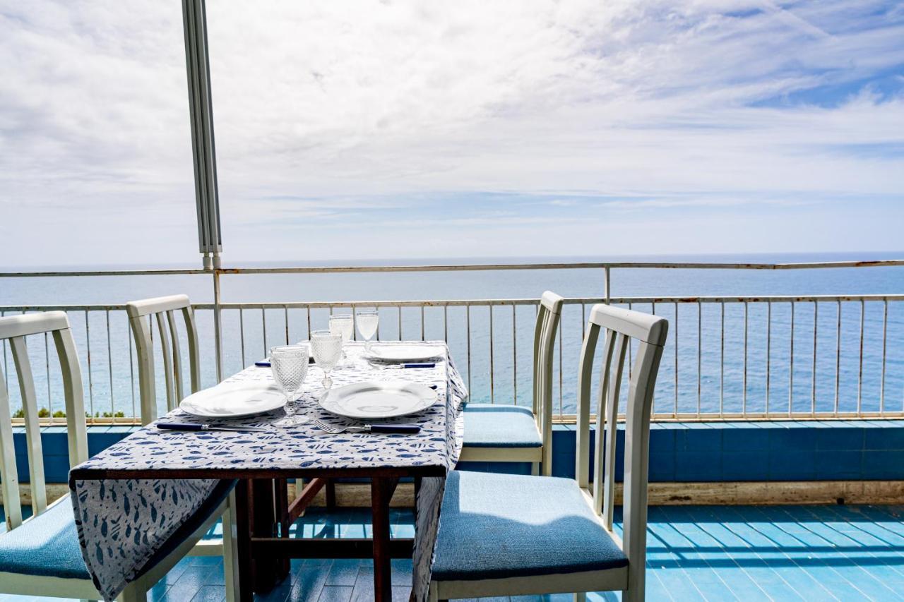 Appartamento Vista Mare Con Due Camere - Two-Bedroom Apartment With Sea View Sanremo Exterior photo