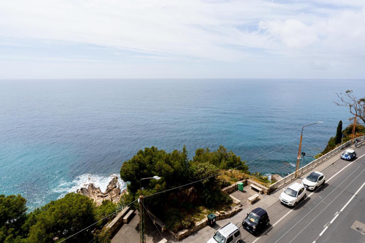 Appartamento Vista Mare Con Due Camere - Two-Bedroom Apartment With Sea View Sanremo Exterior photo
